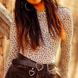 Leopard print top